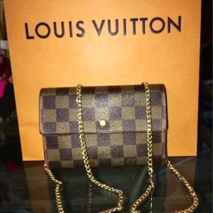 Auth Louis Vuitton Damier Wallet